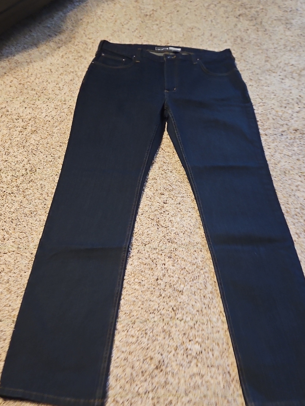Carhartt men's Dark Blue Straight-Leg Jeans